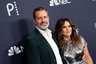Peter Hermann & Mariska Hargitay (Image via Getty)